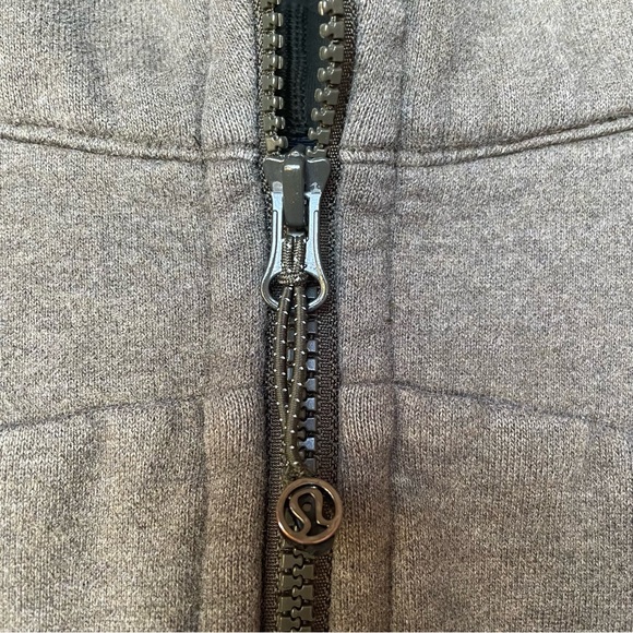 Lululemon Scuba Full-Zip Hoodie - Picture 11 of 13